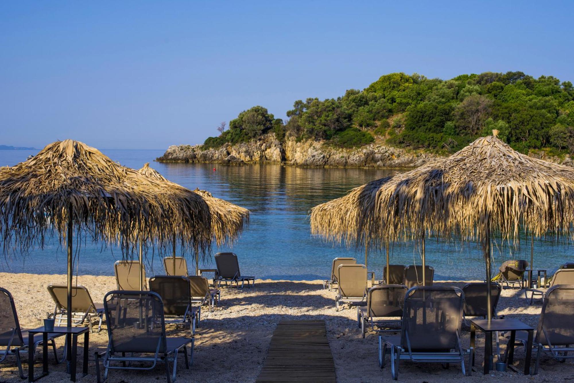 Prima Vista Beachfront Boutique Hotel Сивота Экстерьер фото