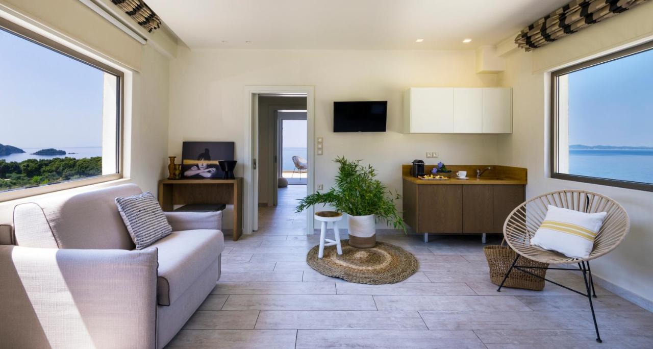 Prima Vista Beachfront Boutique Hotel Сивота Экстерьер фото