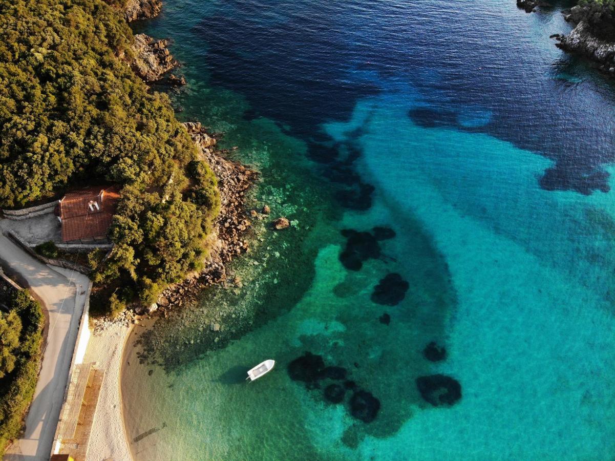 Prima Vista Beachfront Boutique Hotel Сивота Экстерьер фото
